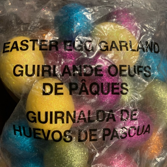 Set of Easter Egg Garland, Set of 2 Included, 1-Opened Bag, 1-Sealed New Bag - Picture 2 of 13